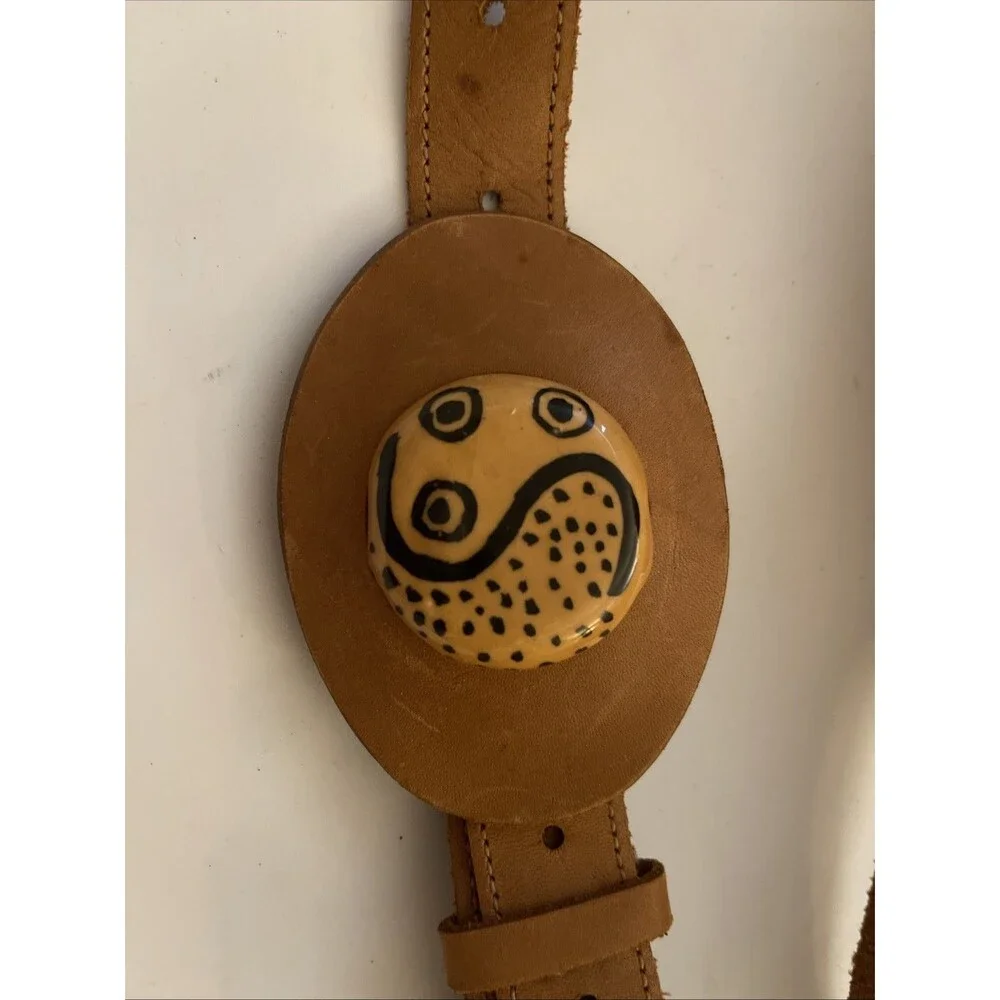 Vintage Brown Leather Belt With Ceramic Medallion 40 in